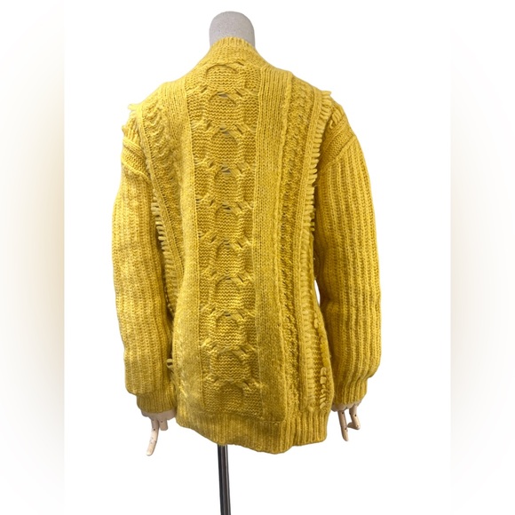 Stella McCartney yellow cable knit crewneck sweater - Picture 5 of 8